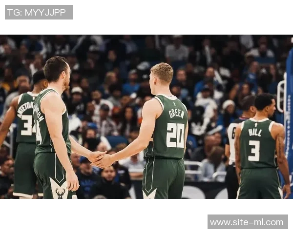 里弗斯透露AJ格林左肩受伤情况训练参与情况需进一步观察