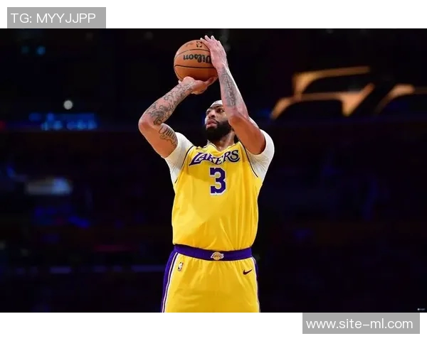 浓眉指出球队缺乏纯控卫导致进攻迟缓对手全场盯防影响发挥 浓眉指出球队缺乏纯控卫导致进攻迟缓对手全场盯防影响发挥