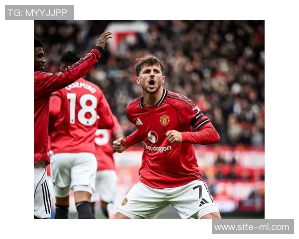 曼联理发哥高歌阿莫林之歌庆祝球队联赛三连胜仅需两场胜利